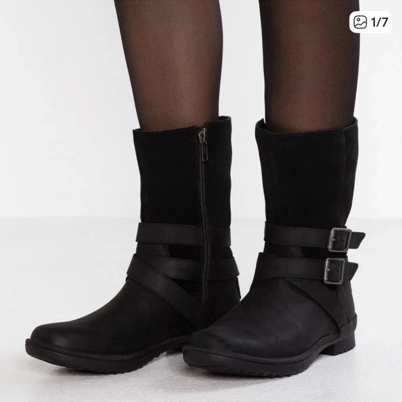 UGG Shoes - UGG  Boots 6 Women’s Black Lorna Waterproof Bootie Leather Zipper Wool